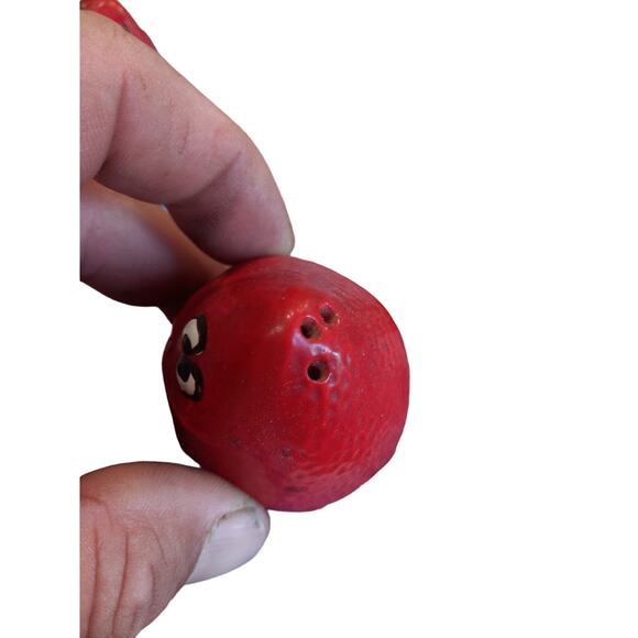 Anthropomorphic strawberry salt, pepper Shakers, and toothpick holder - Picture 5 of 6